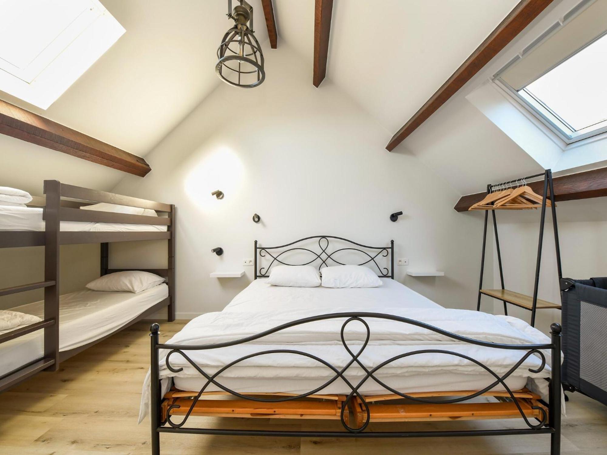 Spacious Holiday Home With Garden Nieuwpoort Εξωτερικό φωτογραφία